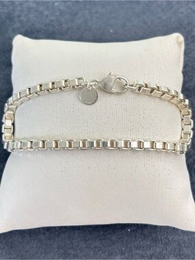 Tiffany & Co. Sterling silver 4mm Venetian Box Link Bracelet 6.5-7"